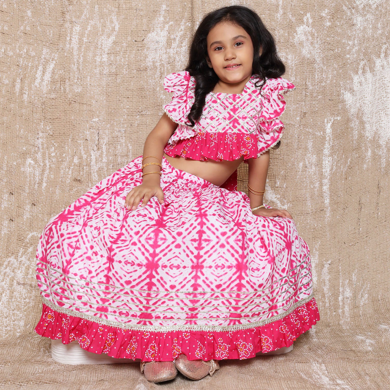 Kids Cotton Bandhani Print Sleeveless Lehenga Choli Set For Girls