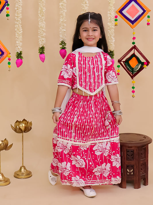 Girls Pink Cotton Half-Sleeves Floral Printed Lehenga Choli