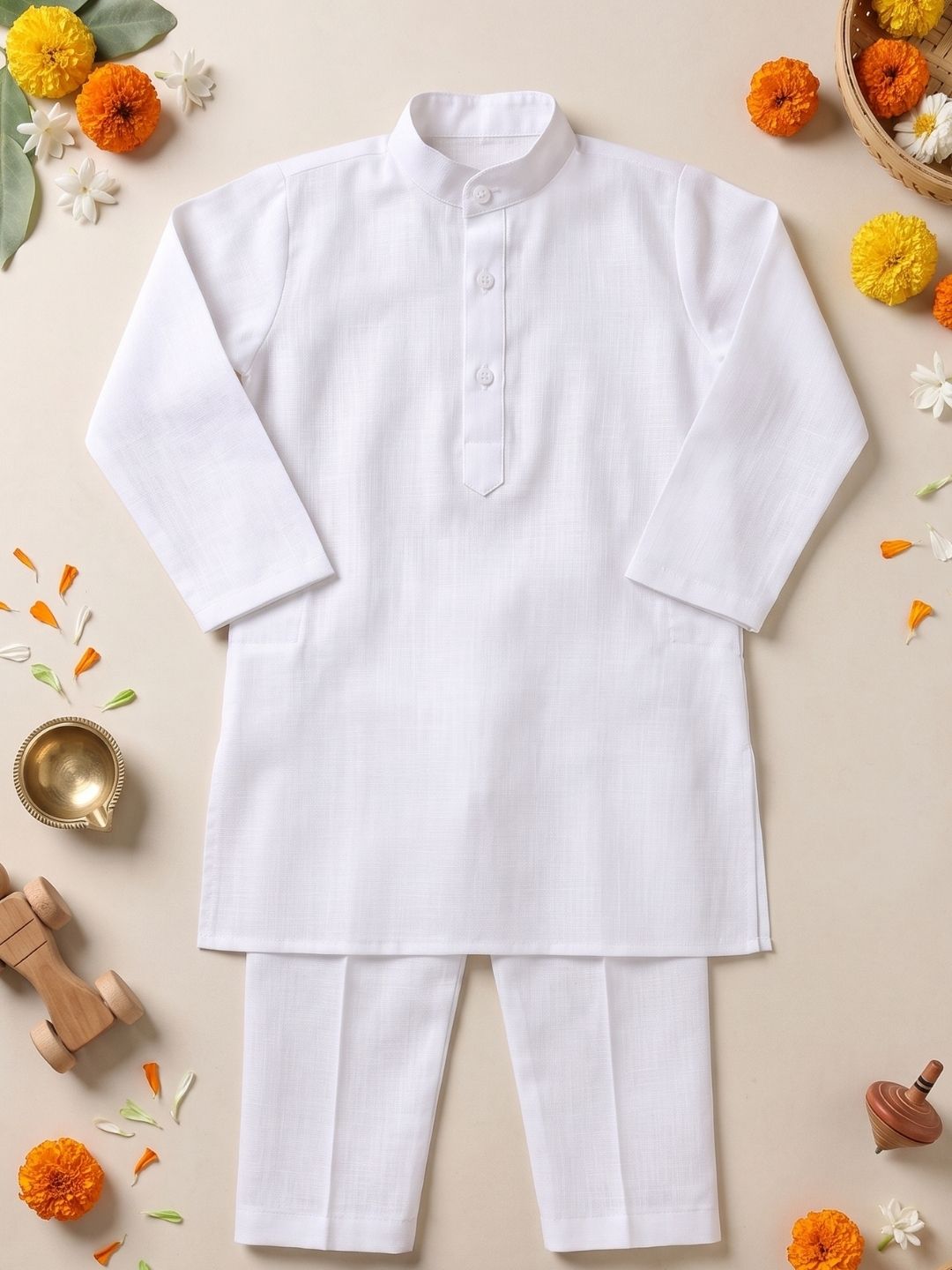 AJ Dezines White Solid Pure Cotton Kurta Pyjama Set With Round Tiranga Brooch For Boys
