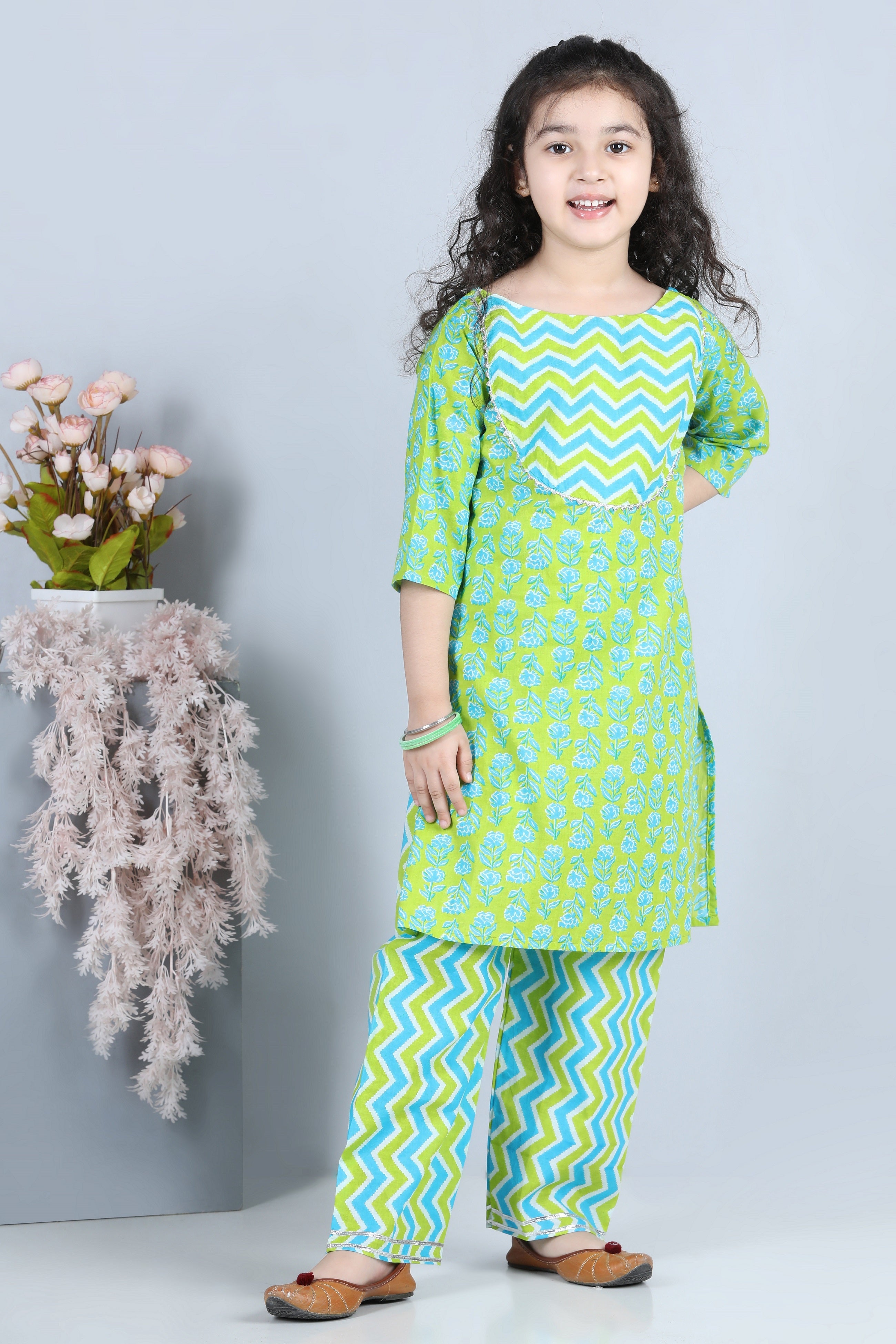 Girls Green Floral Print Cotton Suit Set for Kids